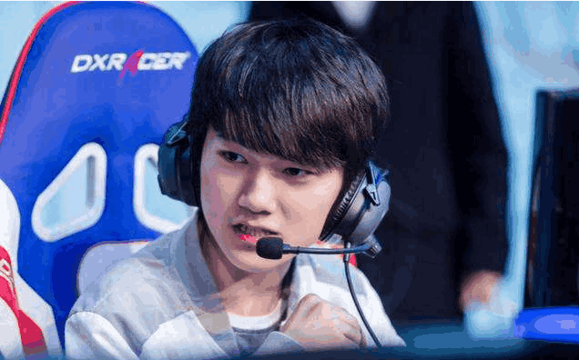 TES 3-1 G2，晋级S15四强！！ 成为本届世界赛LPL首支晋级四强的队伍！